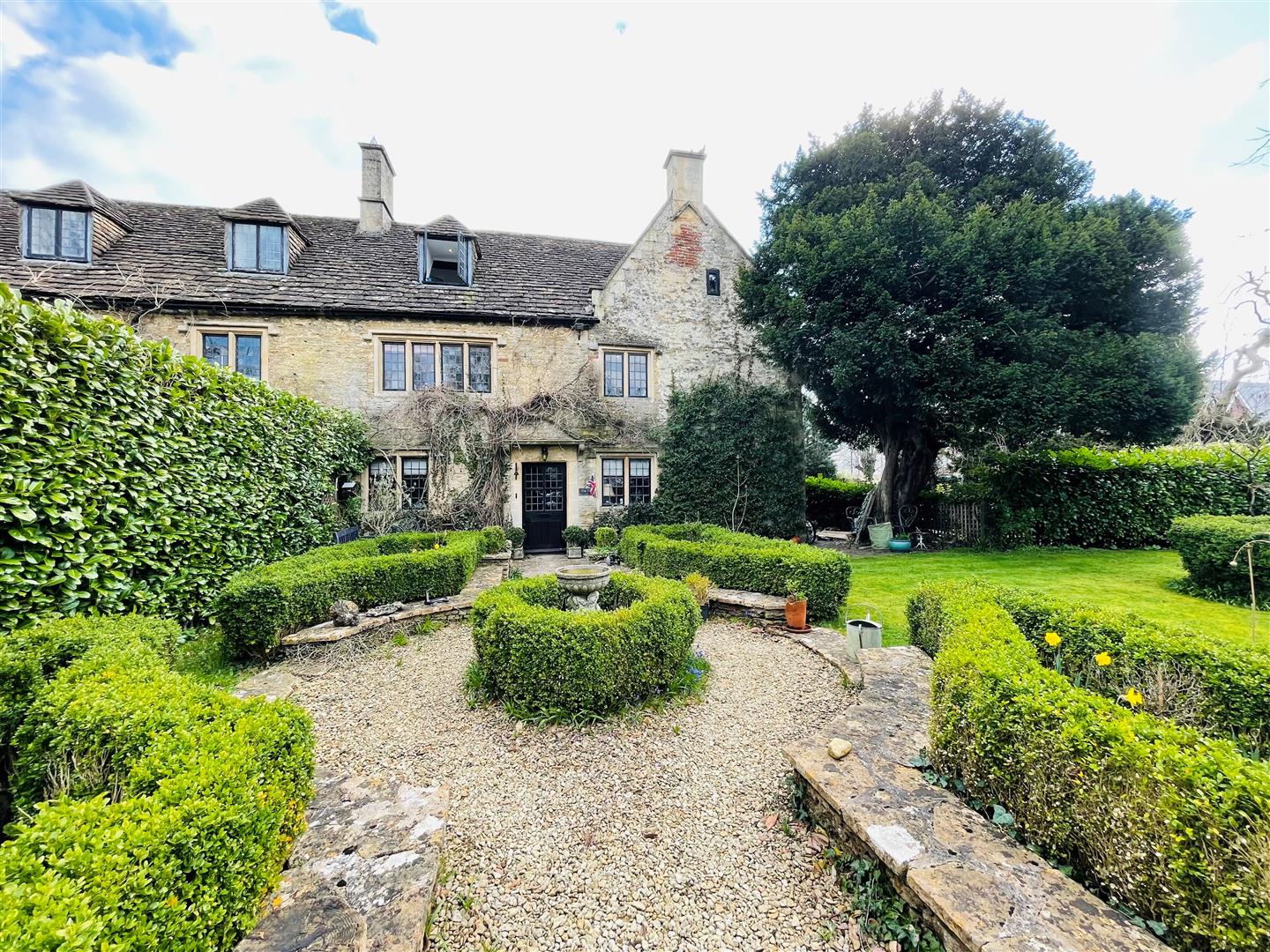 Shurnhold, Melksham Lock and Key